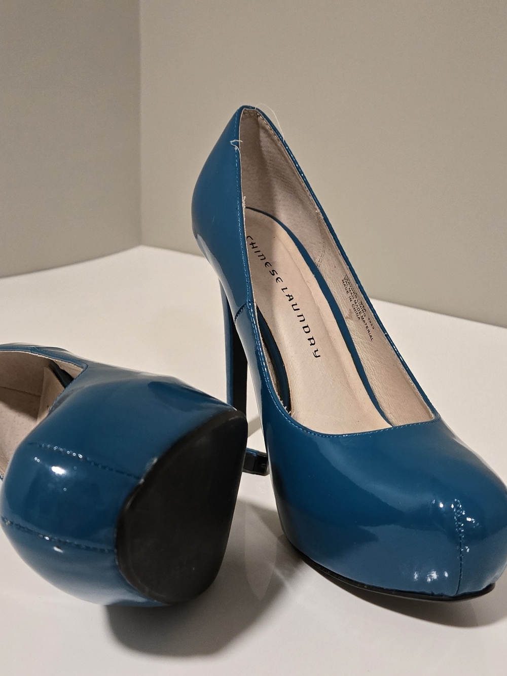 Chinese Laundry "Whistle" Teal Patent Platform Pumps